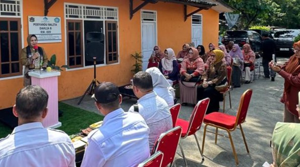 Conducting a Study on Integrated Integrated Health Posts (Posyandu) in East Jakarta, Suharti: There's Much to Learn
